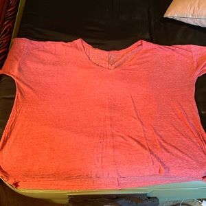 2x Old Navy Boyfriend T-shirt